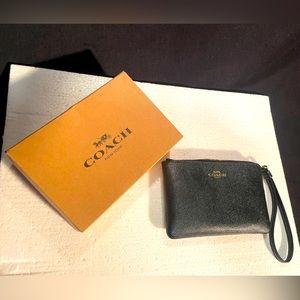 Coach Wallet - brand new! - corner zip small wristlet